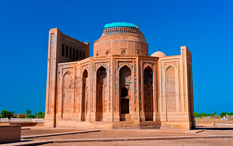Kunya Urgench - Turabek Khanym Mausoleum